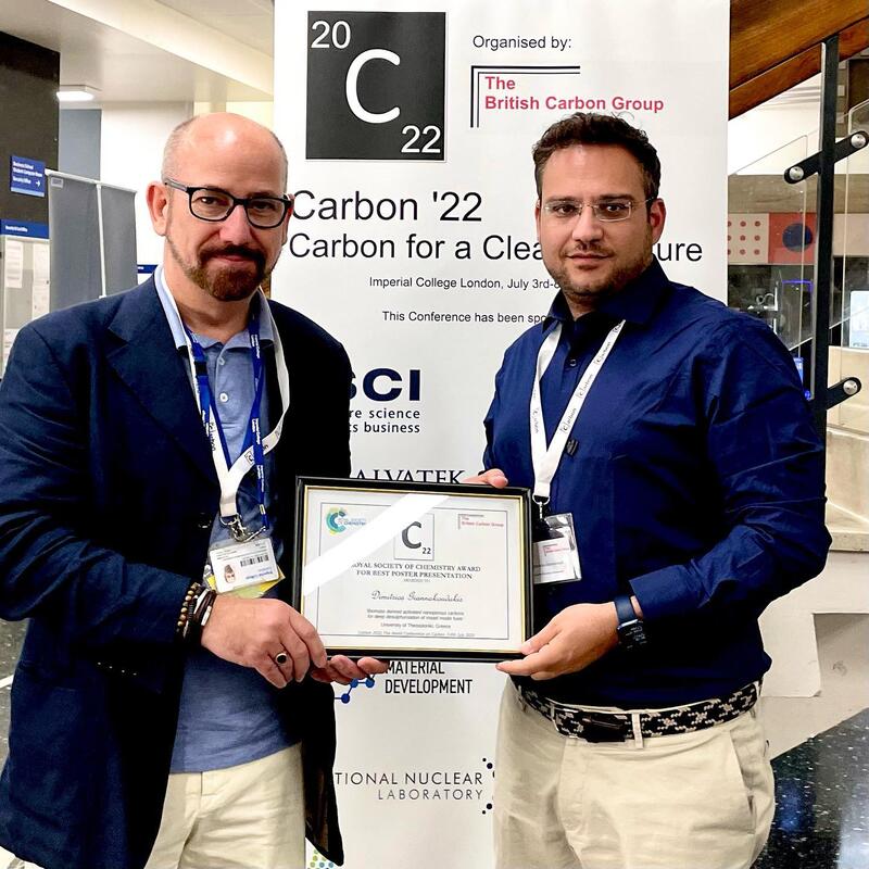 Το βραβείο της καλύτερης αναρτημένης εργασίας (Best Poster Award - Royal Society of Chemistry) έλαβε η ομάδα DeSulfur του ΑΠΘ, στο Carbon2022 World Conference